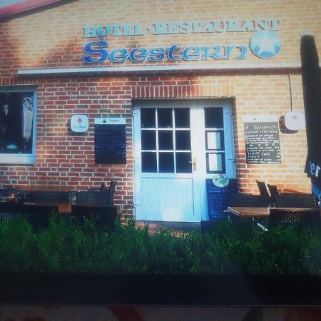 Hôtel Gasthaus Zum Seestern à Ravensbruck Extérieur photo